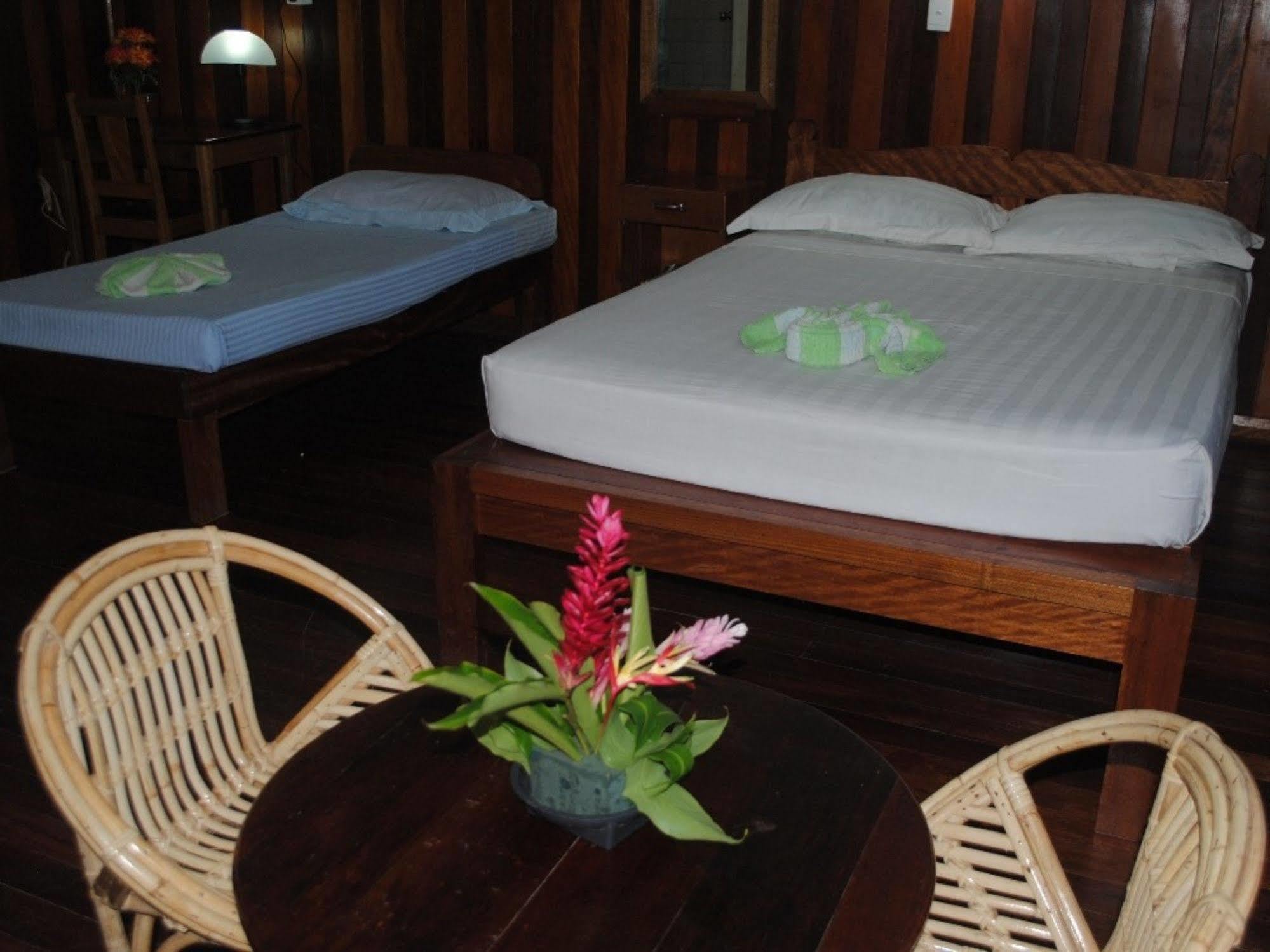 Rekona Lodge Gizo Exterior foto
